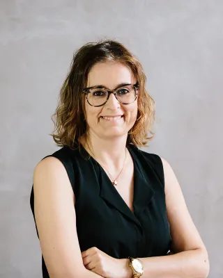 Retrato de Patrícia Cruz, Terapeuta Ocupacional · Psicoterapeuta · Analista de Grupo