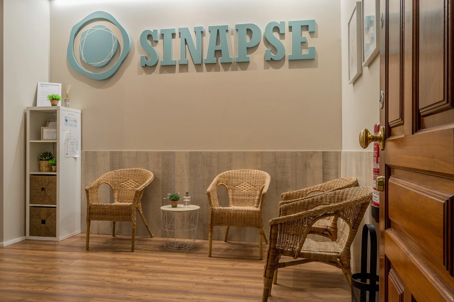 Recepção da clínica Sinapse · Carvalhos